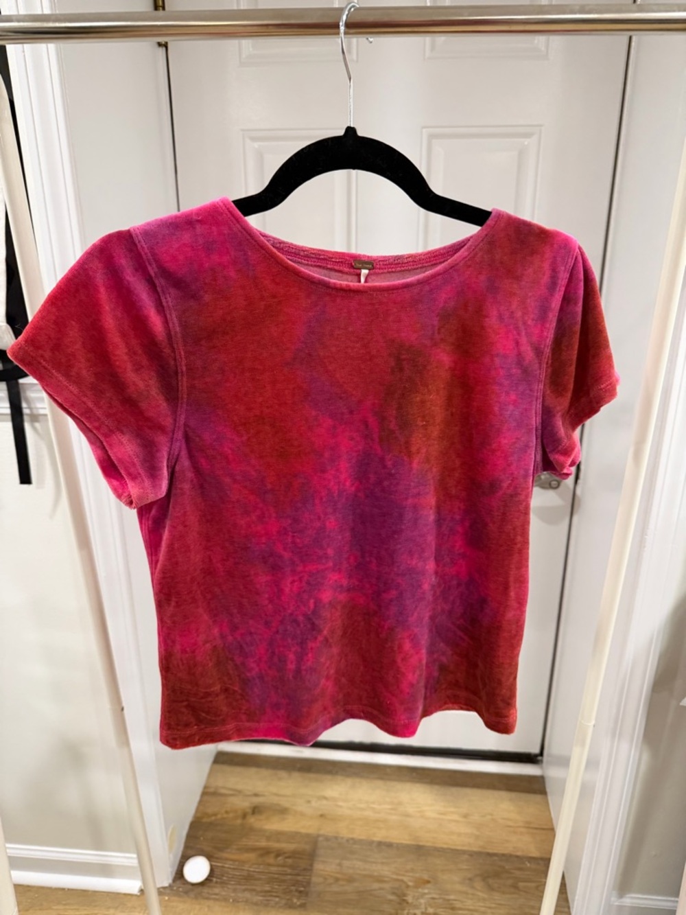 Free People Short Sleeve Tie-Dye Tee in Pink and Magenta